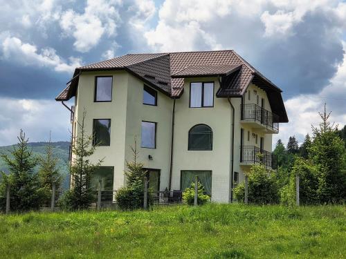 Fotografie z fotogalerie ubytování Vila Zorilor v destinaci Dîmbovicioara