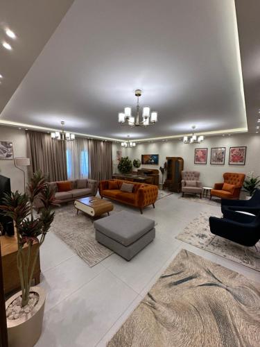 luxury apartment - شقه فاخره