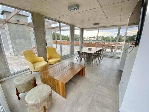 Χώρος καθιστικού στο Apartamento en la Parada 18 de la Mansa - Edificio Mansa Inn I Residence