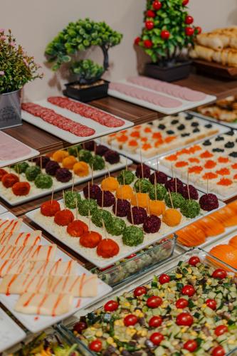 Jídlo v hotelu nebo okolí