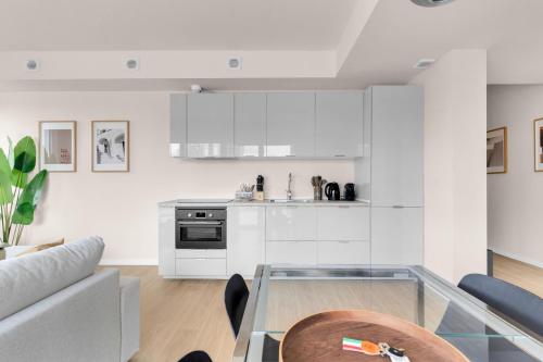 Airy Apartments with Balcony & Garage by NDP rent photo 62