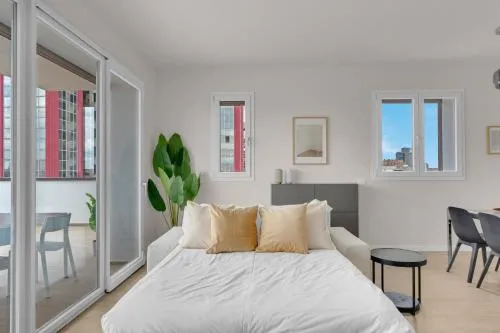 Airy Apartments with Balcony & Garage by NDP rent photo 25