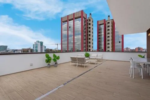 Airy Apartments with Balcony & Garage by NDP rent photo 8