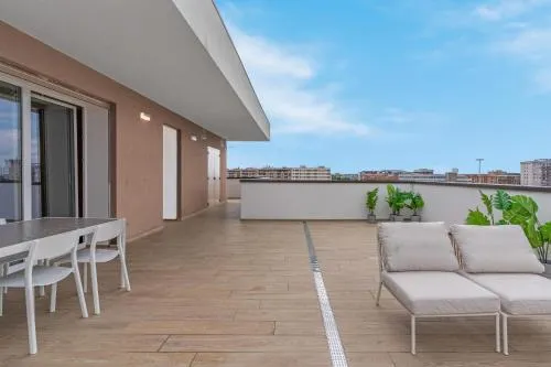 Airy Apartments with Balcony & Garage by NDP rent photo 9