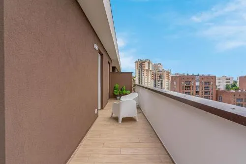 Airy Apartments with Balcony & Garage by NDP rent photo 11