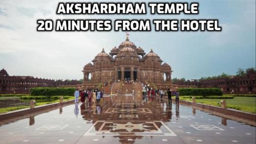 akritkritkritkritkrit temple minutes from the hotel architecture at Del Fox Holidays New Delhi Connaught Palace 4 Minuit and 7 Minuit VFS Sivaji Stadium Metro Station in New Delhi