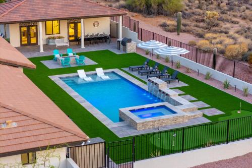 Πισίνα στο ή κοντά στο Pool, Spa, Game Room Luxury Fountain Hills Escape