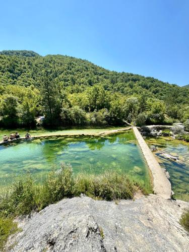 Φυσικό τοπίο κοντά σε αυτή η παραθεριστική κατοικία