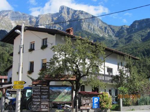 Apartma Lovriž