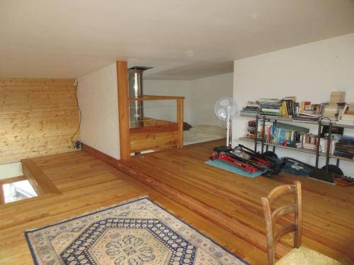 Photo de la galerie de l'établissement Petite maison, simple et agréable à vivre, à Plougoumelen