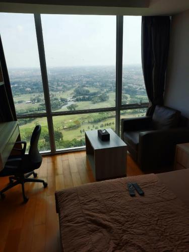Ruang duduk di Golf View Studio