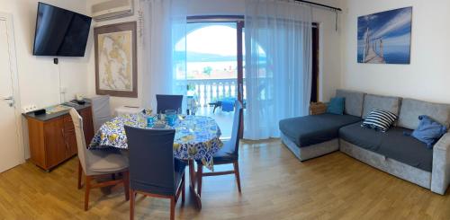 Wohnung mit Blick auf das Meer und großem Balkon