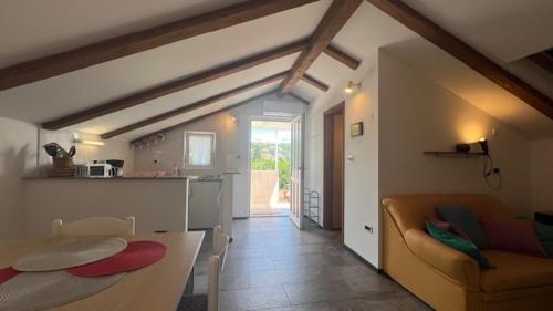Kuchyňa alebo kuchynka v ubytovaní Sepic Apartments