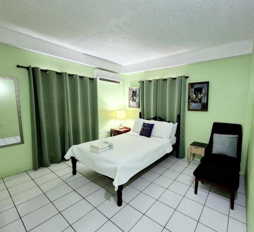 Cama o camas de una habitación en Silver View Apartments