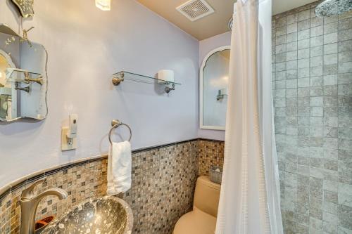 a bathroom with a toilet and a shower at Casita Colibri Lovely, Romantic Patagonia Retreat in Patagonia