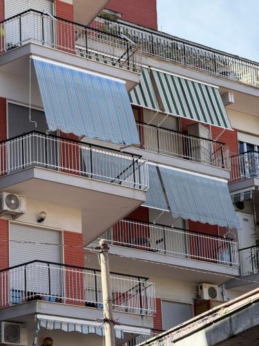 Betti Holiday House - Naples Center - Casa Vacanze - Napoli Centro - Rione Sanità