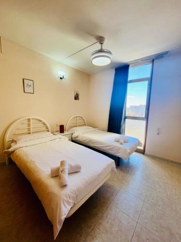 1a Línea playa,vista al mar y piscina Mediterráneo -BookApartments