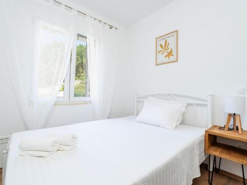 Apartment Bella Vista - Two Bedroom Apartment with Sea View
