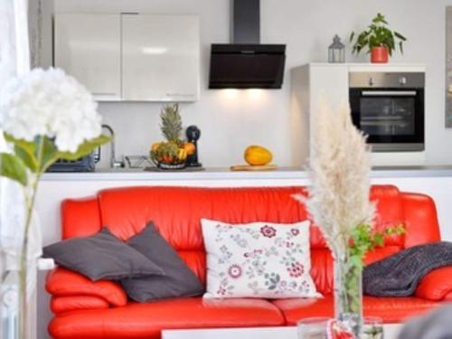 Villa Cerina - Three Bedorom Villa with Outdoor Swimming Pool