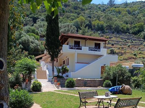 Gallery image of Athina Studio Apartments in Kerveli