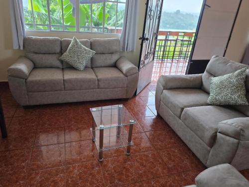 Zona de estar de SimpleSerenity Country House