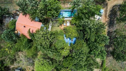 Kolam renang di atau dekat dengan Meadows - 4BHK Private pool Villa, Bangalore