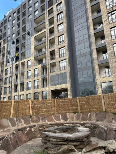 Bangunan di mana terletaknya apartmen