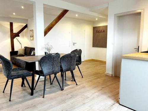 Kuchyň nebo kuchyňský kout v ubytování 3-Zimmerwohnung, 2 Bäder, Büsum (4km), Nordsee
