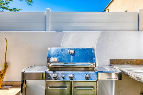 Una cocina o zona de cocina en Villa Cocoon Montpellier et plage