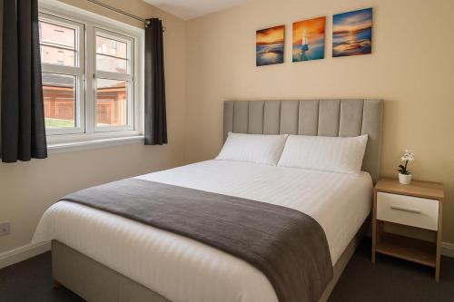 Elegant 2 Bed-Ground Floor photo 17