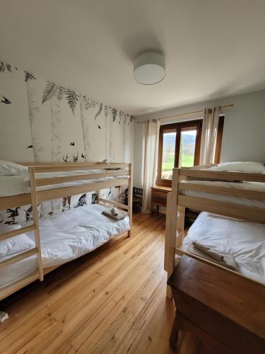 Photo de la galerie de l'établissement Gîte de Chalour, à Corveissiat