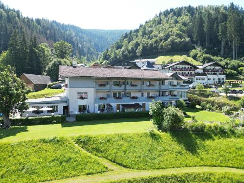 Gallery image of Cafe Pension Kitzer in Haus im Ennstal