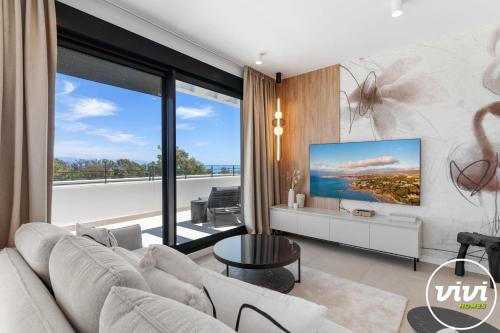 ViVi Homes - Vita - sea views - pool - terrace