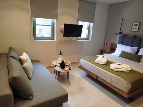 Φωτογραφία από το άλμπουμ του Azzure Luxury Suites στον Ποτό