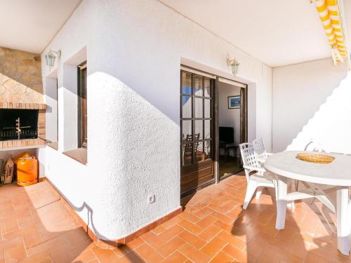 Appartement à Puig Rom avec piscine et parking, près de Roses