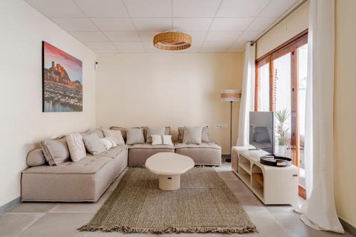 Chalet de lujo en Cala Lanuza con vistas al mar