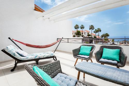 Sunny Paradise with Ocean View