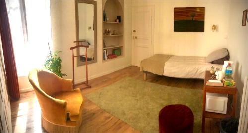 Φωτογραφία από το άλμπουμ του Suite - Chambre Cherry Plum σε Coulommiers