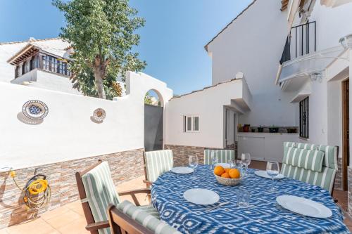 Townhouse Las Cancelas by Kura Homes