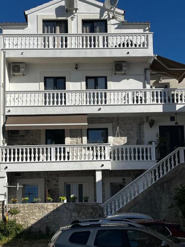 Apartments Goga