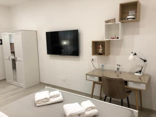 Home-Carrara photo 9
