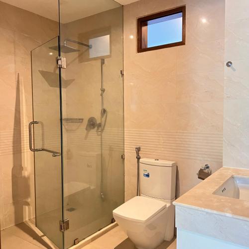 Ένα μπάνιο στο Q Kata Residence