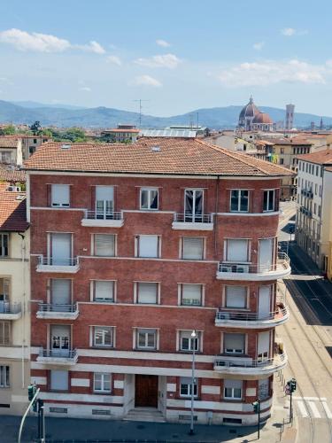 Elegante Appartamento con Giardino Privato, Jacuzzi nel Cuore di Firenze