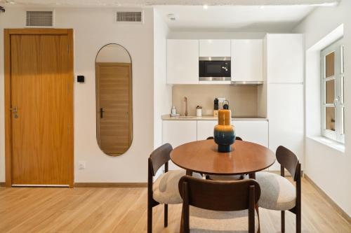 Saint Tropez 104 rue Allard 3e D