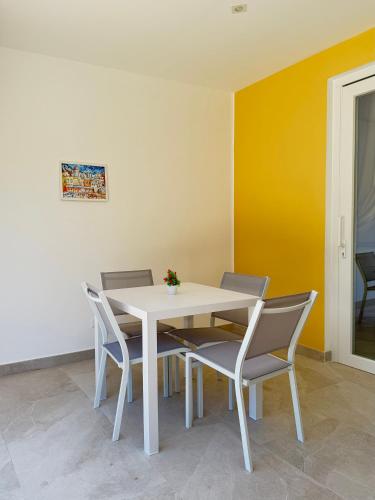 Χώρος καθιστικού στο Luxury Magre
