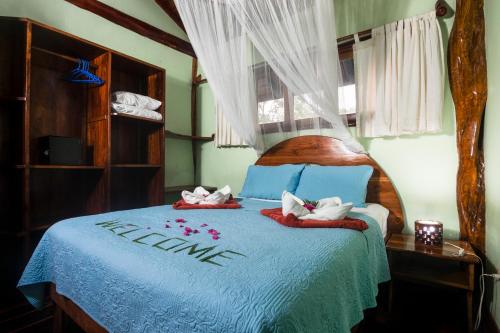 Gallery image of Samara Tree House Inn in Sámara