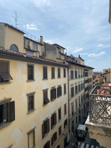 Live Florence Guest House