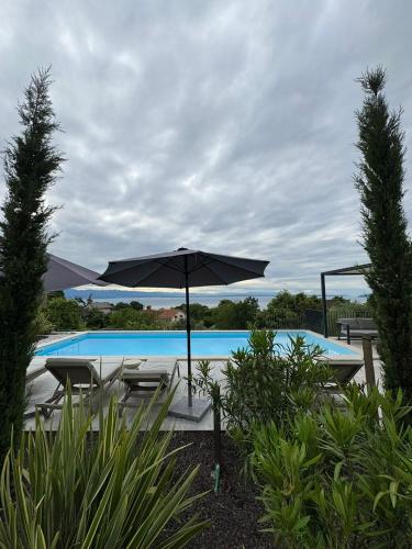 New Unique Stone Villa with Seaview, Pool and Garden