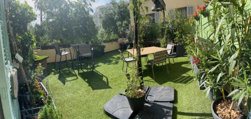 Chambre Vue Jardin Alsace Lorraine Victor Hugo