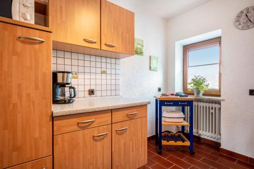 Η κουζίνα ή μικρή κουζίνα στο Ferienwohnung Köberich